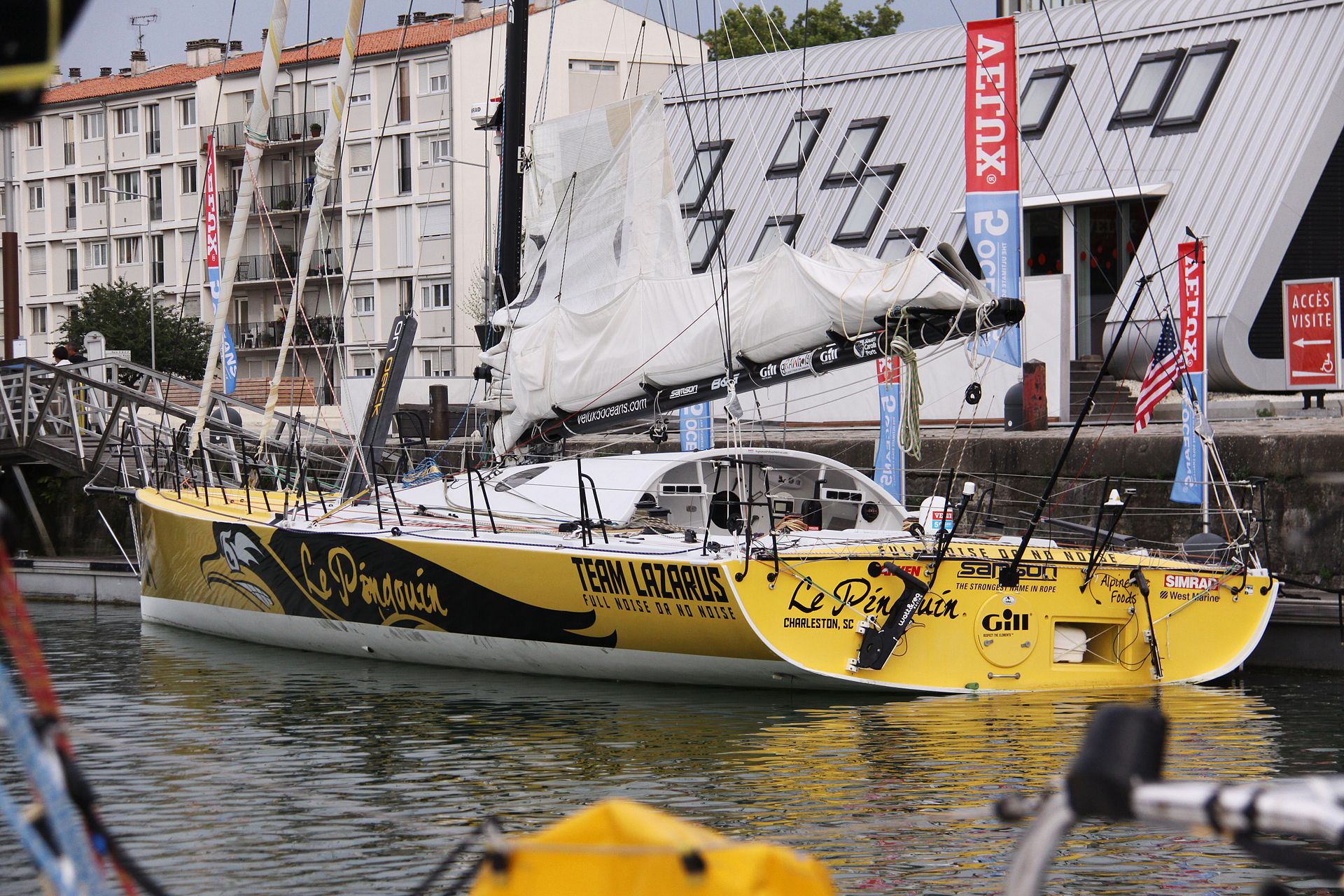 The_racing_sailboat_The_Pingouin_(13)